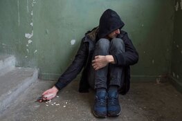 Wat houdt klinische behandeling bij een verslaving precies in?