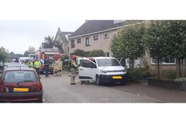 Bestelbus bijna in brand in Kwadijk