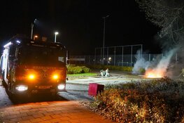 Auto door brand verwoest aan Flevostraat in Purmerend