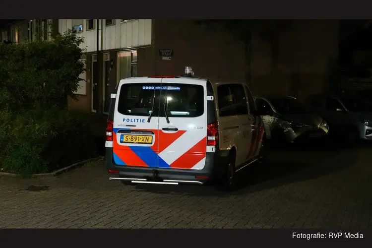 'Explosie' bij woning in Purmerend, blijkt tegel door ruit