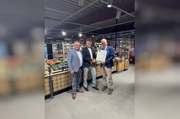 PLUS De Gors in Purmerend ontvangt het Super Supermarkt Keurmerk