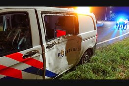 Politiebus crasht op afrit A7
