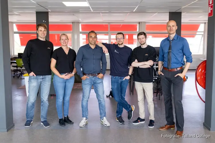Nieuwe unieke mhbo-leerroute voor studenten software developer