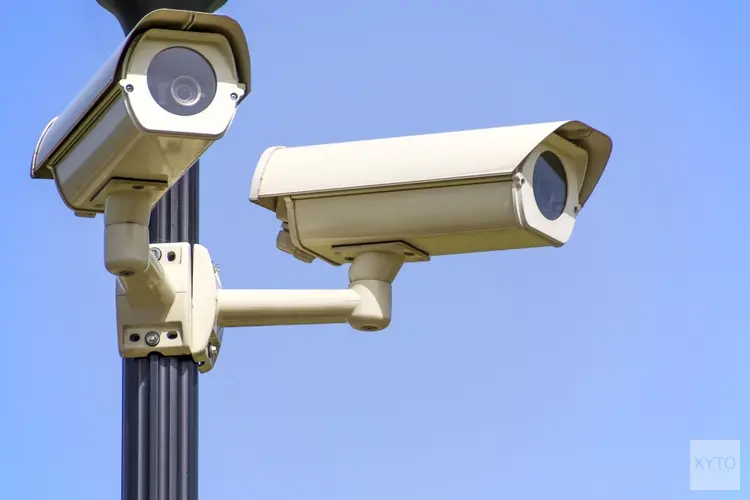 Gemeente plaatst camera bij woning Van Garderenstraat na explosie