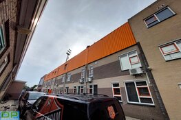 Nieuw grasveld FC Volendam meter te kort, maar op tijd klaar voor eerste thuiswedstrijd
