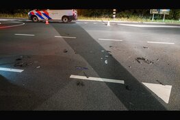 Forse schade na botsing op Purmerendse kruising