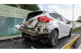 File en veel schade na aanrijding op A7