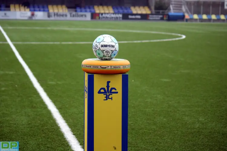 AFC '34 met tien man op karakter naar punt tegen Purmersteijn
