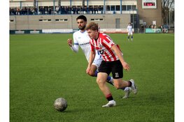 Hollandia schakelt Purmersteijn uit na strafschoppenreeks