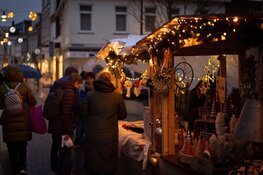 Knallende opening Winterse Markt & Foodmarkt in Purmerend