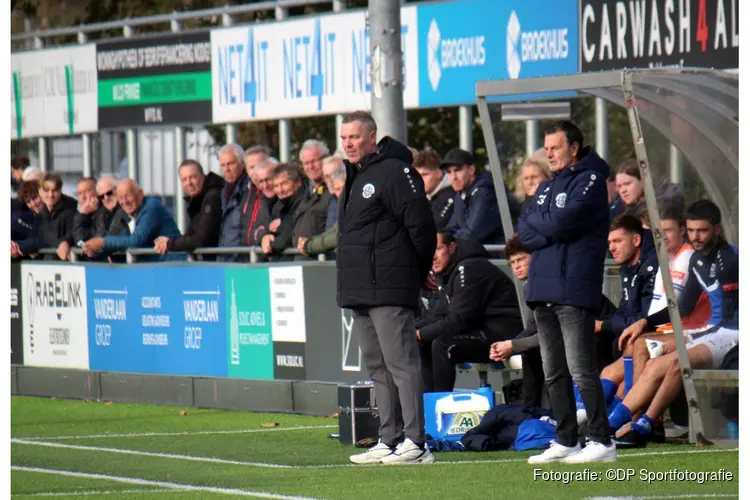 Hoofdtrainer Berry Smit verlengt bij Purmersteijn