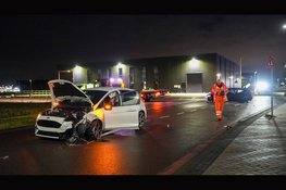 Flinke schade na ongeval tussen twee auto’s in Purmerend