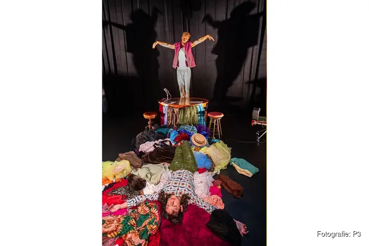 L'Amour Toujours - Ik ben hier niet om vrienden te maken Overal uitverkocht maar in Purmerend zijn er nog kaarten!