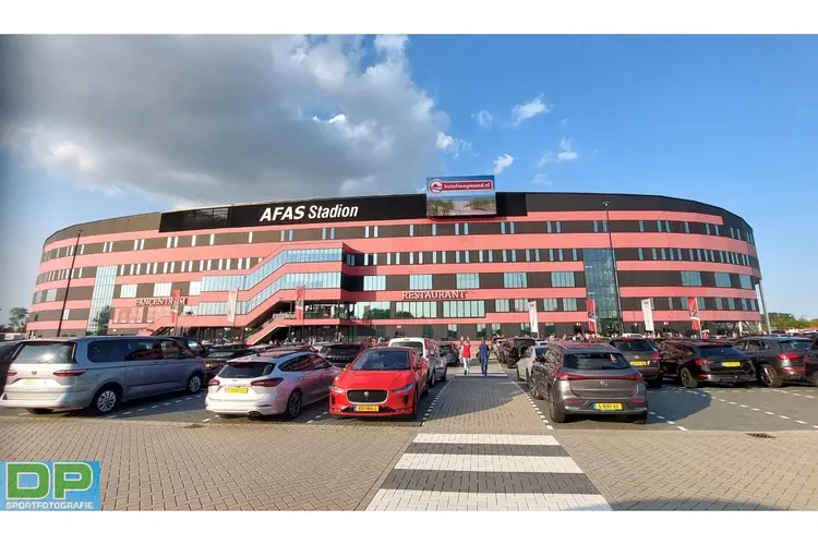 Vroege treffer levert AZ moeizame zege op FC Volendam op