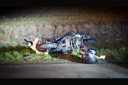 Twee scooters botsen frontaal in Noordbeemster