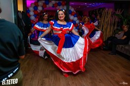 EL TETEO brengt Hollywood-glamour en Caribische passie naar Zaandam