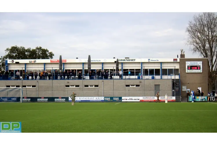 Purmersteijn duidelijk te sterk voor DEM