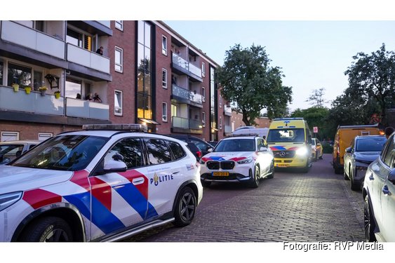 Persoon zwaargewond op het Jonkheer van Cittersplein in Purmerend