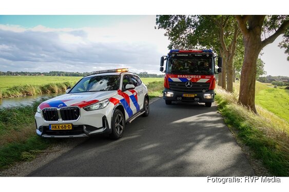 Motorrijdster te water bij eenzijdig ongeval op de Oostdijk in Zuidoostbeemster