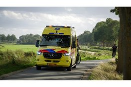 Motorrijdster te water bij eenzijdig ongeval op de Oostdijk in Zuidoostbeemster