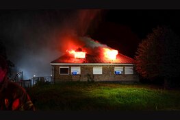Woning compleet verwoest bij uitslaande brand in Purmerend
