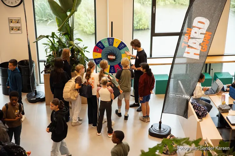 Jongeren en ouders in gesprek over gevolgen opvoeren e-bike