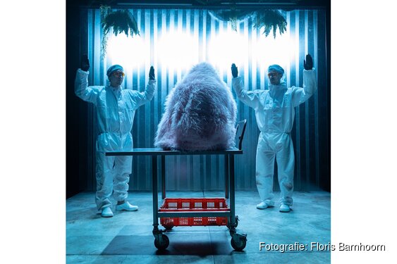 Absurd, beeldend, futuristich bewegingstheater in de Verbeelding