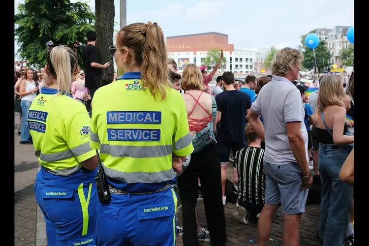 Eerst één voertuig, daarna meer: waarom een hulpdienstinzet onderweg kan groeien