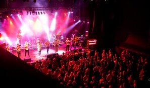 Gallowstreet blaast dak er bijkans af bij jarig Victorie