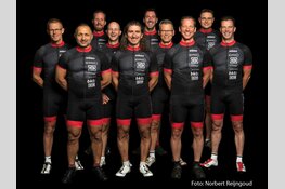 De Strakke Ketting gaat uitdaging Alpe D&#39;Huzes aan