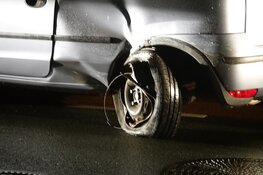 Auto&#39;s botsen in Purmerend: bestuurder gewond naar ziekenhuis