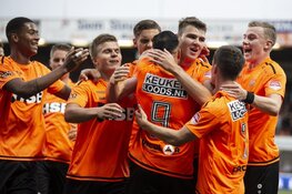 FC Volendam bij rust al op rozen