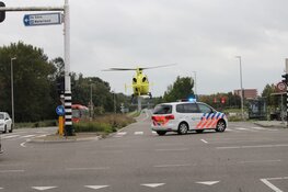 Fietser ten val: traumaheli ter plekke